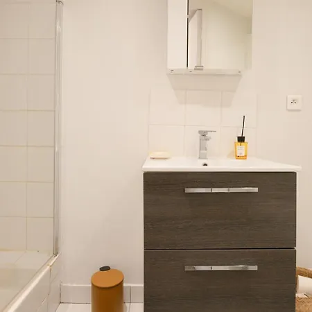 Apartment New Stylish 1bd Apt In Central Next To Seine!